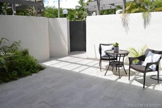 4708 SW 67th Ave, Unit L6 in Miami, FL - Building Photo - Building Photo