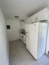 384 Tamiami Canal Rd-Unit -8 in Miami, FL - Building Photo - Building Photo