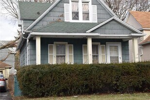 104 Ernst St in Rochester, NY - Building Photo