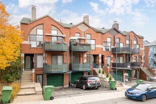 692 36E Av in Montréal, QC - Building Photo
