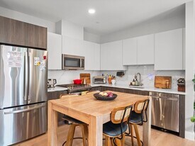 9 Central St in Somerville, MA - Building Photo