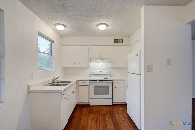property at 748 Old Martindale Rd