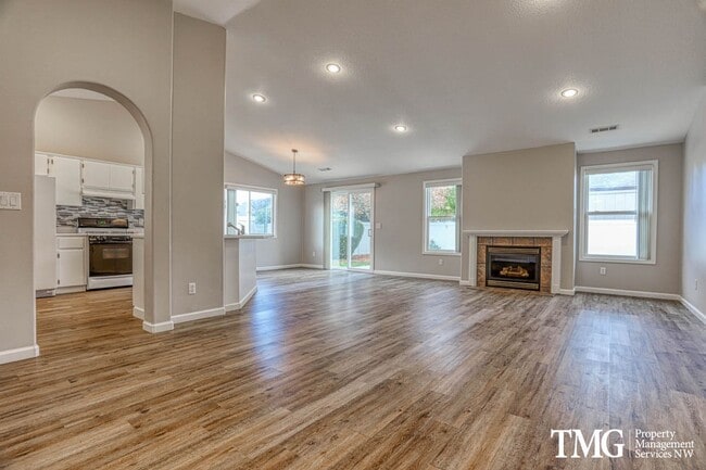 16400 NE 79th St in Vancouver, WA - Building Photo - Building Photo