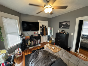 307 Highland Ave, Unit 1 in Somerville, MA - Foto de edificio - Building Photo