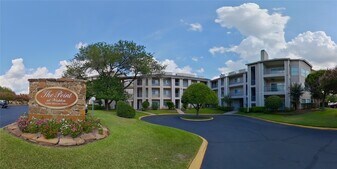 12800 Melville Dr in Montgomery, TX - Building Photo