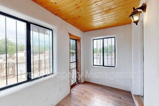 1630 Griegos Rd NW in Albuquerque, NM - Building Photo - Building Photo