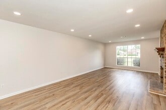 8930 Manion Dr in Beaumont, TX - Building Photo - Building Photo