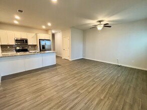 2809 Ridgeview Dr in Atlanta, GA - Foto de edificio - Building Photo