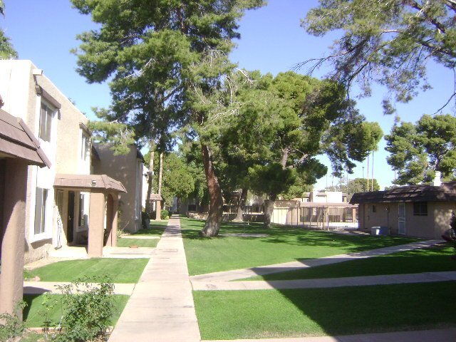 7126 N 19th Ave in Phoenix, AZ - Building Photo