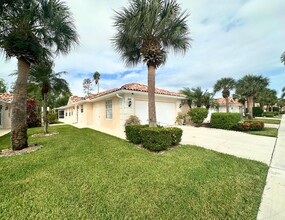 8324 SE Double Tree Dr in Hobe Sound, FL - Building Photo - Building Photo