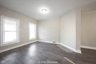 101 N State Ave in Indianapolis, IN - Foto de edificio - Building Photo