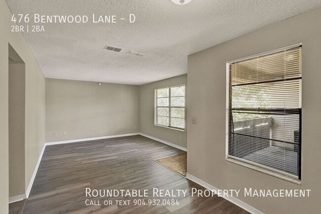 property at 476 Bentwood Ln