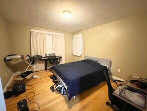 27 Iroquois St, Unit 1 in Boston, MA - Building Photo - Building Photo
