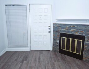 921 Marine Dr in Galveston, TX - Building Photo - Building Photo