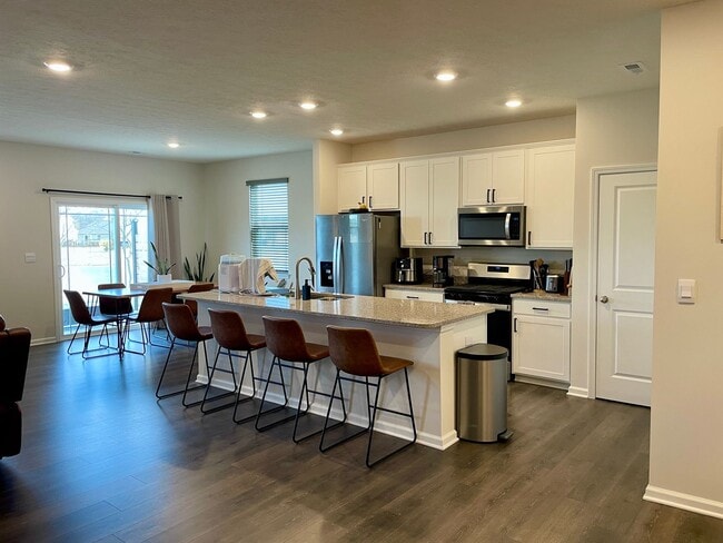 6950 Birmingham Ave in McCordsville, IN - Building Photo - Building Photo