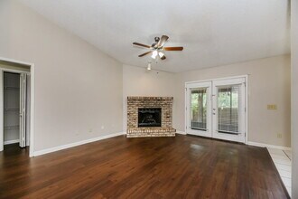 1870 Shadow Ridge Trail in Jacksonville, FL - Building Photo - Building Photo