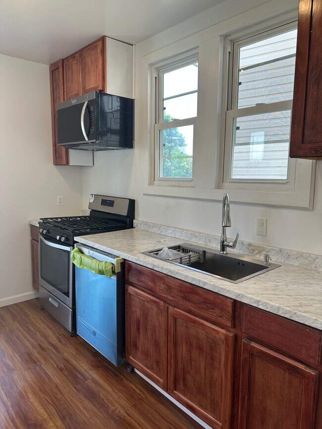 property at 1469 Franklin St