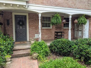418 W Dolphin St in Siler City, NC - Building Photo - Building Photo