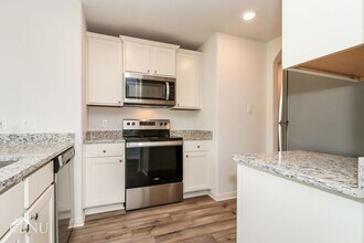 152 Holster Holw Rd in Newark, TX - Building Photo - Building Photo