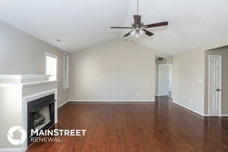 102 Silver Glenn Dr in Indian Trail, NC - Building Photo - Building Photo