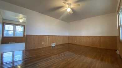 14395 Texas in St. Robert, MO - Building Photo - Building Photo