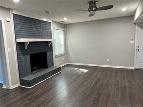 5921 Lake Terrace Ct in Fayetteville, NC - Building Photo - Building Photo