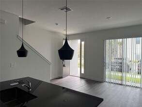 3213 Energy Dr in Kissimmee, FL - Building Photo - Building Photo