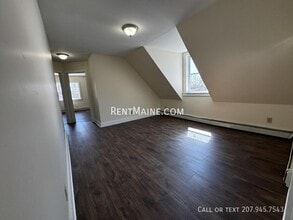 3 Summer St in Waterville, ME - Building Photo - Building Photo