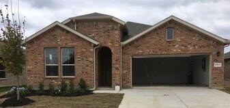 8525 Little Acorn Dr in Fort Worth, TX - Building Photo