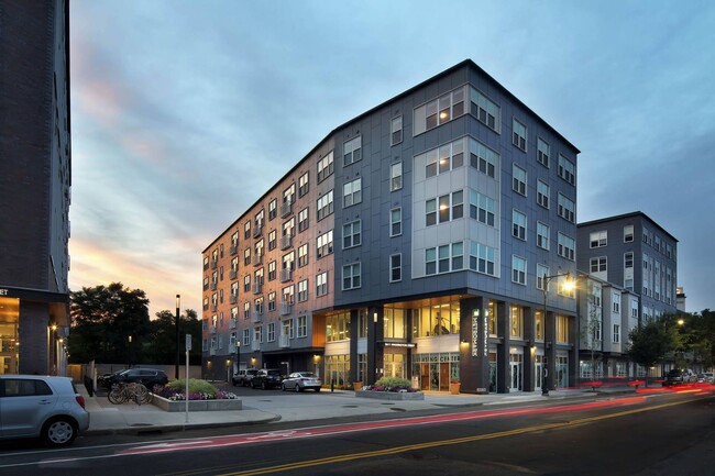 MetroMark in Jamaica Plain, MA - Building Photo - Building Photo