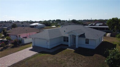 3303 33rd St SW in Lehigh Acres, FL - Building Photo - Building Photo
