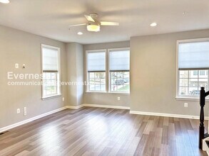 9001 Elderwood Pl in Upper Marlboro, MD - Foto de edificio - Building Photo