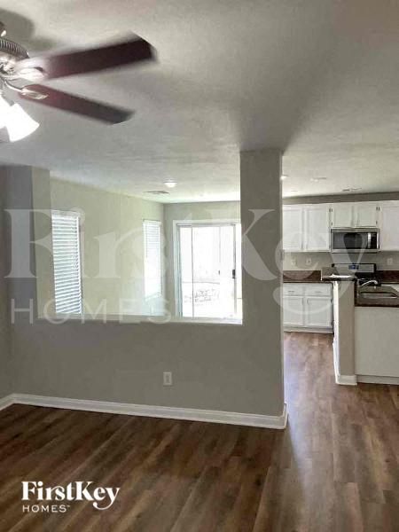 7218 Forefather St in Las Vegas, NV - Building Photo - Building Photo