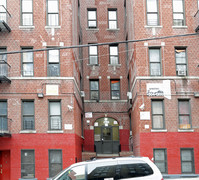 2705 Marion Ave in Bronx, NY - Foto de edificio - Building Photo