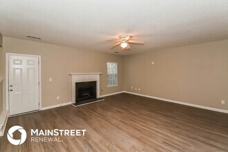 4232 Basinside Ct in Douglasville, GA - Foto de edificio - Building Photo