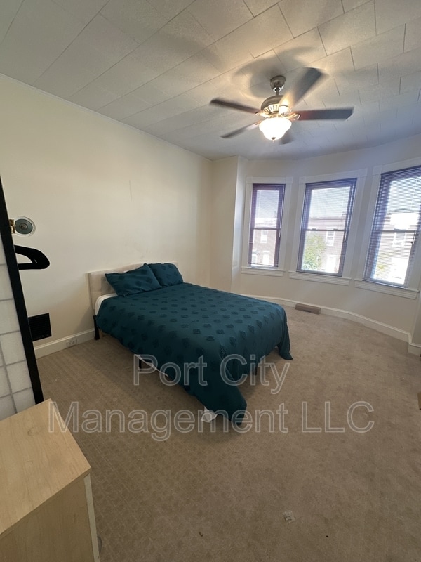 114 N Highland Ave in Baltimore, MD - Building Photo - Building Photo