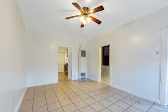 2109 W Cullerton St in Chicago, IL - Building Photo - Building Photo