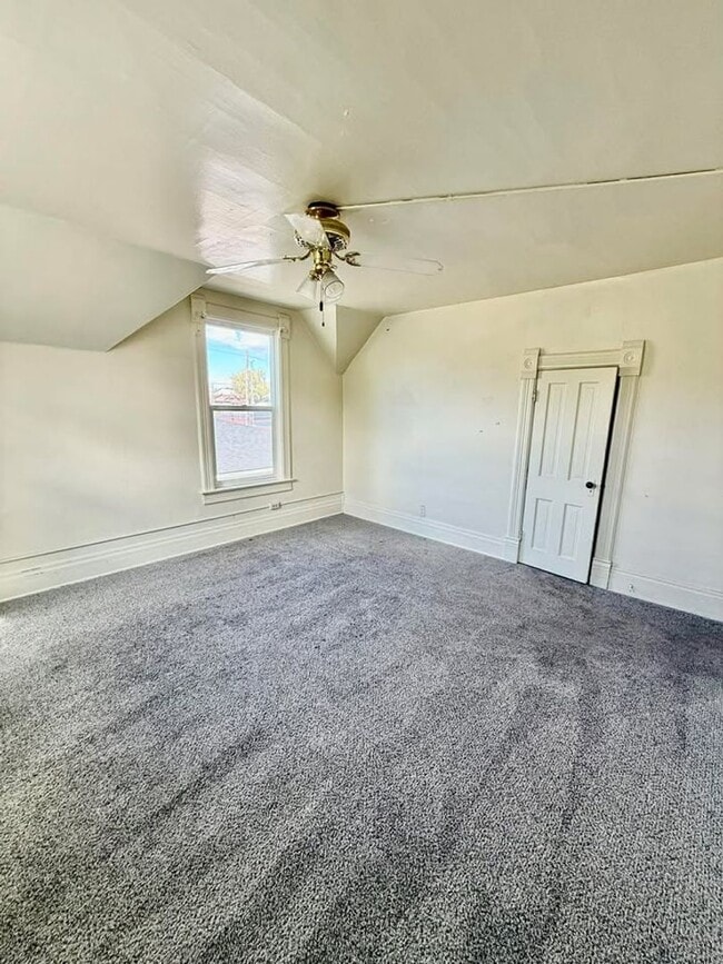 241 N Hayes Ave in Pocatello, ID - Building Photo - Building Photo