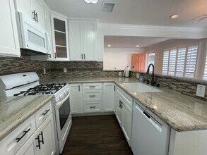 2208 State Ave in Costa Mesa, CA - Building Photo - Building Photo