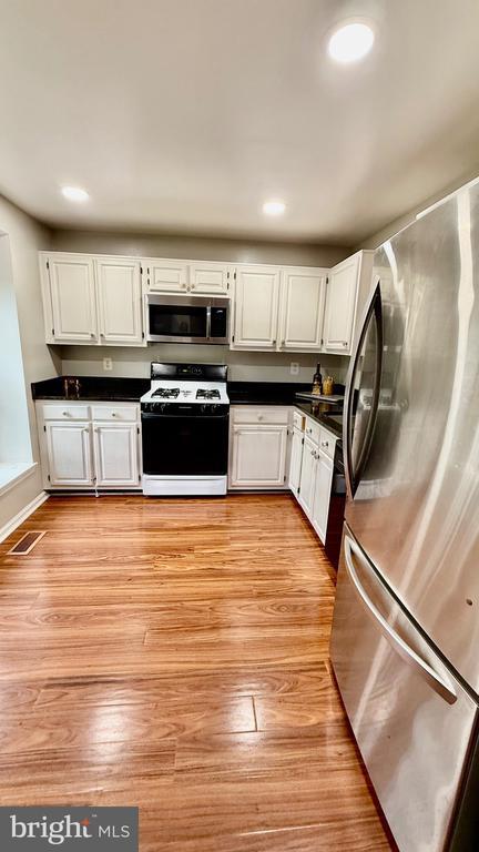 property at 14491 Four Chimney Dr