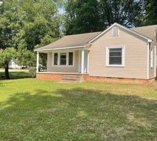 526 Carolyn Ave in Kannapolis, NC - Building Photo