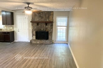 158 Little Brook Dr in Woodstock, GA - Foto de edificio - Building Photo