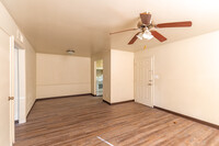 Salem Village in Shreveport, LA - Building Photo - Interior Photo