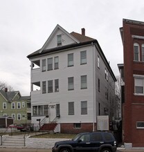174-176 Ferry St in Everett, MA - Building Photo - Building Photo