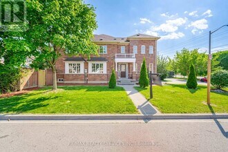 5616 Margarita Crescent in Mississauga, ON - Building Photo - Building Photo