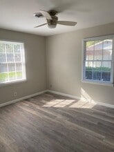 111 Northwood Dr in Brunswick, GA - Building Photo - Building Photo