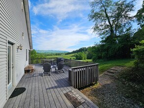 416 Harrington Hollow Rd in Bluff City, TN - Building Photo - Building Photo