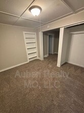 2015 E 81 St in Kansas City, MO - Building Photo - Building Photo