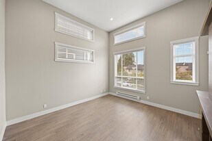 2888-2156 156 St in Surrey, BC - Building Photo