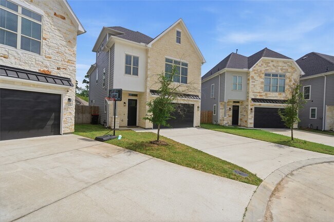 4903 Curiosity Ct in Houston, TX - Foto de edificio - Building Photo